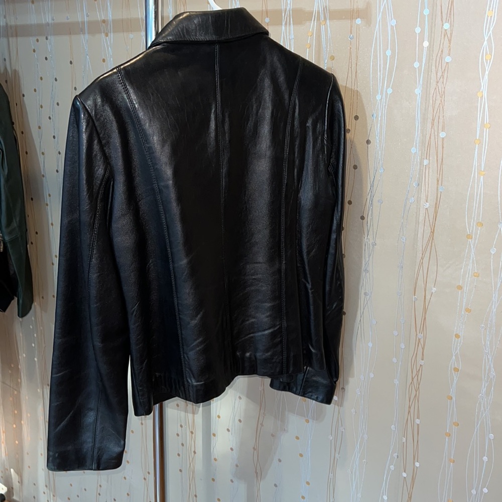 Leather jacket - Picture 3 of 6
